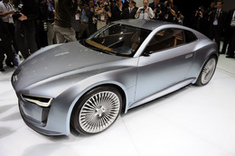 Salon de Détroit 2010 : une nouvelle version de l'Audi e-tron électrique