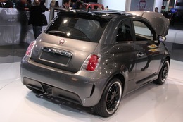 Salon de Détroit 2010 : une version 100% électrique de la Fiat 500 Abarth !