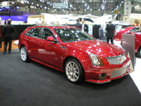 En direct de Genève: Cadillac CTS-V SW, pour faire la (les) course(s).