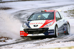 Peugeot au Monte Carlo, Sarrazin en test avec la 207...