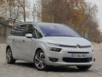 Essai - Citroën Grand C4 Picasso 1,6 THP 155 : limites d'essence