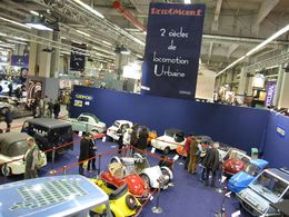 Reportage au Salon Rétromobile 2010 : omnibus à cheval, autobus anciens et micro-cars au rendez-vous !