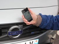 Vidéo - Système Volvo On Call : les débuts de la voiture connectée