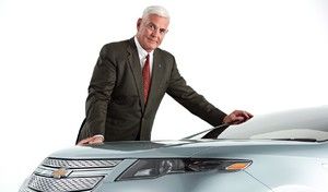 L'ex patron de General Motors compare les fans de Tesla à des "membres d'un culte religieux"