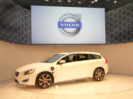 Volvo V60 Plug-in Hybrid en direct de Genève 2011