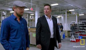 Leonardo DiCaprio parle changement climatique avec Elon Musk, patron de Tesla