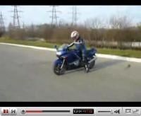Vidéo moto : le smiley burné