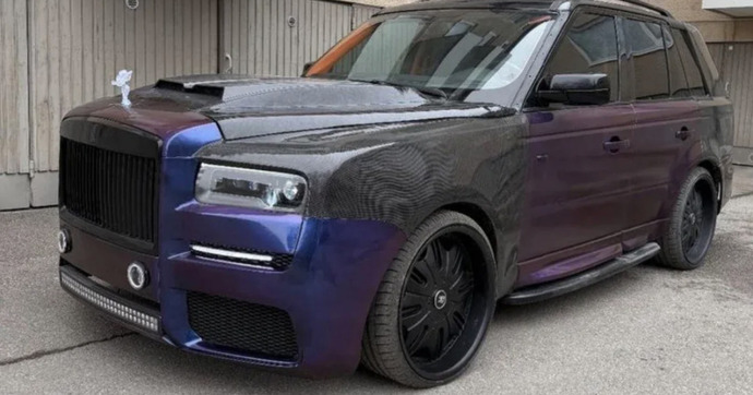 Ce Range Rover Sport tente de se faire passer pour un Rolls-Royce Cullinan