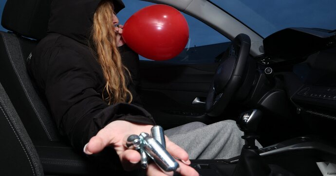 Protoxyde d’azote: les nouvelles mesures cash du gouvernement face au fléau des " ballons "