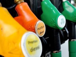 Prix à la pompe: les distribueurs continuent à faire le plein