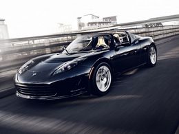 Tesla donne les caractéristiques du nouveau Roadster 3.0