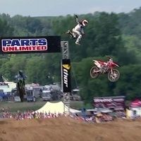 Vidéo : la terrible chute de Chad Reed à Millville