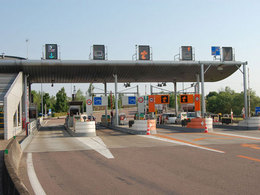 Autoroutes: les tarifs modulés suivant la pollution des voitures
