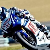 Moto GP - France D.3: Lorenzo de la tête et des épaules