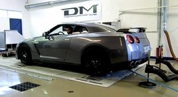 Vidéo : DM Performance passe une Nissan GT-R (d'origine) au banc...