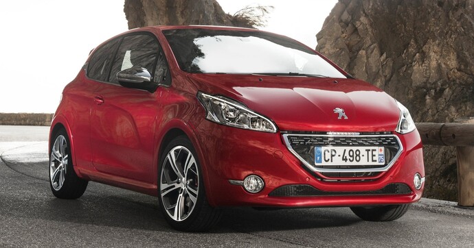 Allez au bout de votre courage et prenez du plaisir en Peugeot 208 GTI