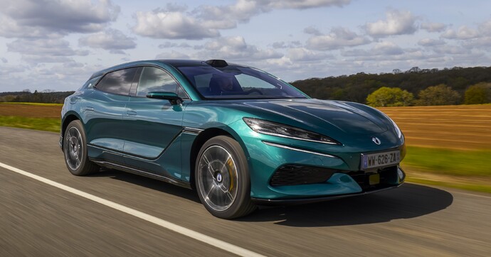 Essai Denza Z9GT EV : l'anti-Porsche Taycan signée BYD à l'essai