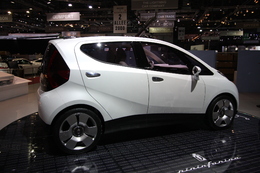 Une étude de marché sur les véhicules électriques : vous préférez la Bolloré Bluecar
