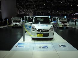 En direct du Salon de Genève 2010 : les Subaru Plug-in STELLA et HYBRID TOURER CONCEPT