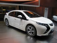 En direct du Salon de Genève : l'Opel Ampera a réussi son premier essai longue distance