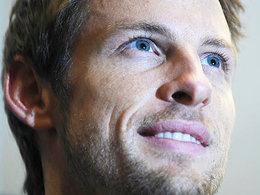 F1 - Ross Brawn salue l'approche de Jenson Button face à Lewis Hamilton