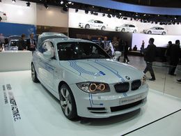 Des centaines de BMW ActiveE électriques seront proposées à la location en 2011