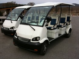 Tourisme écolo : Port Grimaud est équipé de deux navettes électriques