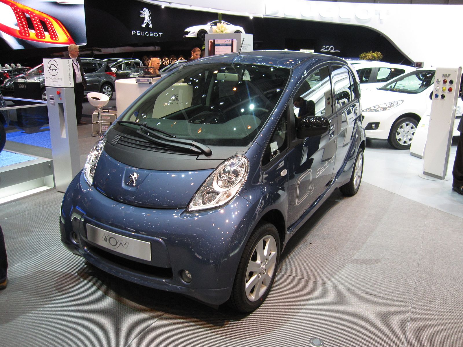 Peugeot citroen mitsubishi