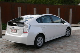 La Toyota Prius se vend toujours comme des petits pains au Japon