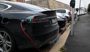 En Norvège, les voitures électrifiées représentent la moitié des ventes