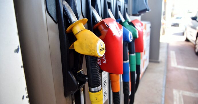 Carburants : l’entrée en vigueur du plan de soutien aux transporteurs ne lève pas les inquiétudes des professionnels