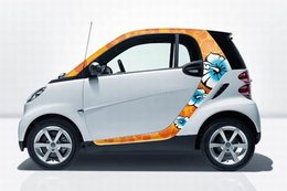 La citadine Smart Fortwo s'habille haut en couleurs en Allemagne