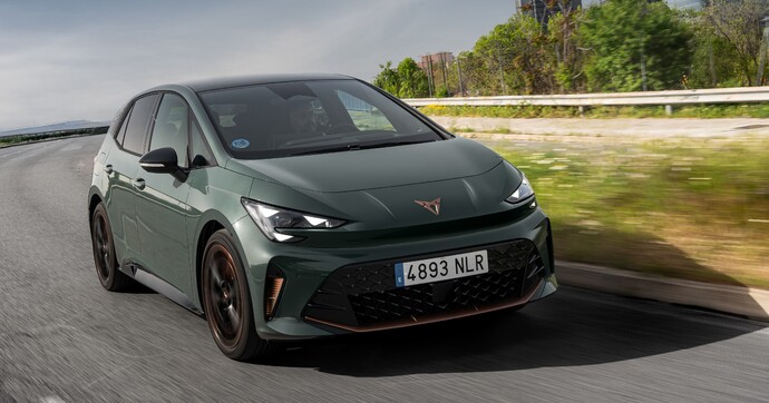 631 km d'autonomie et nouveau système multimédia, découvrez en avant-première la nouvelle Cupra Born dès le 23 avril