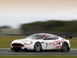 GT1 FIA/Silverstone - Aston Martin enlève le Tourist Trophy