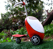 Le "scooter/tondeuse", écologique et ludique