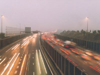 Course-poursuite : une Ferrari à contresens sur l'autoroute !