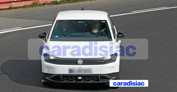 Derniers tours de piste pour la future Volkswagen ID.Polo GTI. La sportive électrique de Wolsburg dont la présentation s’approche.