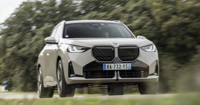 Vous cherchez un SUV familial, performant et haut de gamme, le BMW X3 répond à ces critères. Mais pour choisir la meilleure version, suivez le guide.