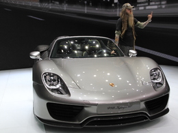 Vidéo en direct de Francfort 2013 - Porsche 918 Spyder, la très grosse cote