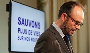 80 km/h, téléphone, radar passage-piétons : les mesures pour faire baisser la mortalité routière