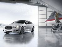 Pékin 2012 : Jaguar XJ Ultimate, comme son nom l'indique