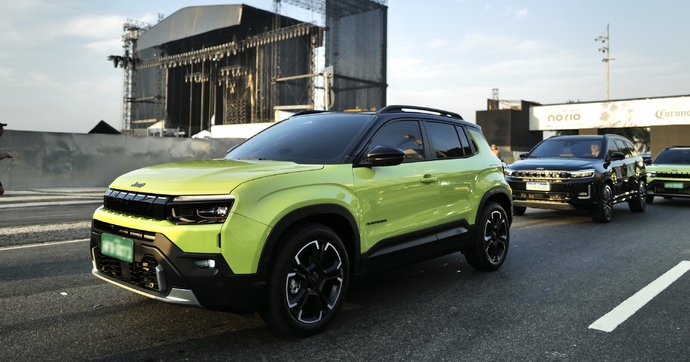 Surprise : Jeep présente son petit SUV Avenger restylé pendant un festival au Brésil