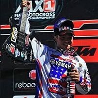 Motocross mondial : Glen Helen, Zach Osborne monte sa Yamaha sur son podium