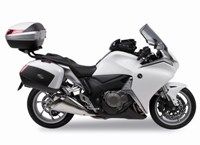 Givi habille la Honda VFR 1200.