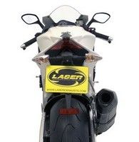 Laser Exhausts aligne de titane l’Aprilia RSV4.