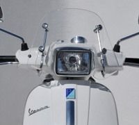 Pare-brise Ermax pour la Vespa 50/ 125 S.