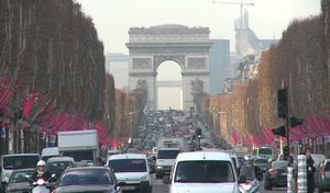 A Paris, la voiture occupe la moitié de l'espace public