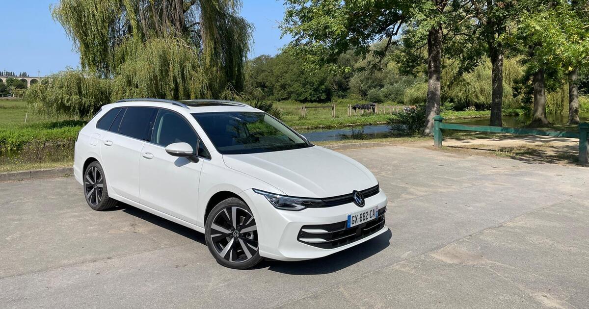 Golf Sw Rouge Premières images en direct de l'essai de la Volkswagen Golf SW restylée