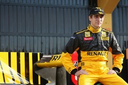 F1 - Pas assez d’argent pour rouler chez Renault ? L’entourage de Vitaly Petrov dément