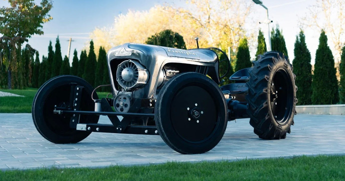 Ce tracteur Lamborghini lourdement modifié coûte plus cher qu’une Revuelto